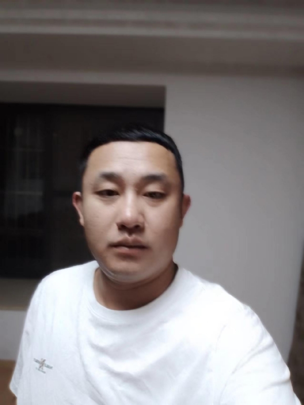 魔尊的第一张照片--许昌相亲服务中心