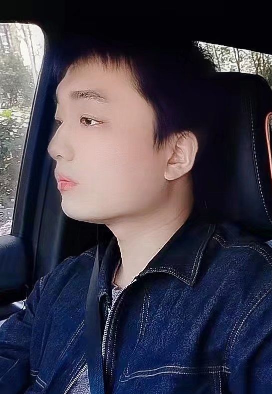 凉锦年的第一张照片--许昌相亲服务中心