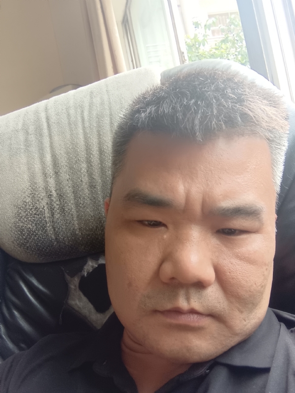 路人的第一张照片--许昌相亲服务中心