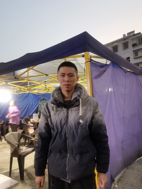 谁谁谁的第一张照片--许昌相亲服务中心