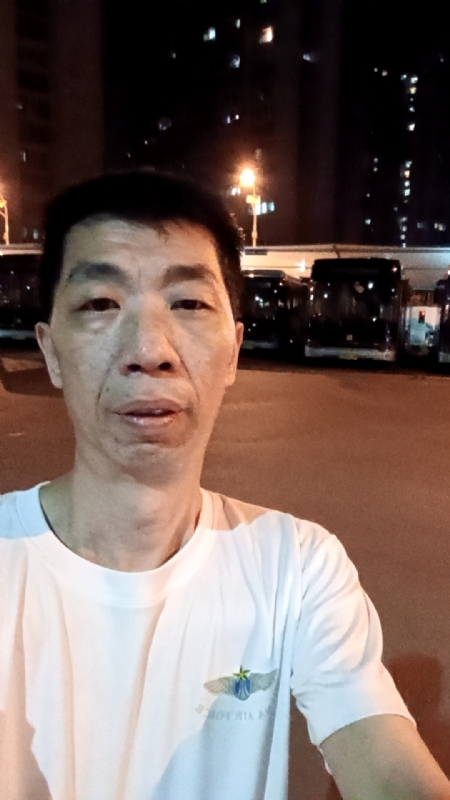 小丑的第一张照片--许昌相亲服务中心