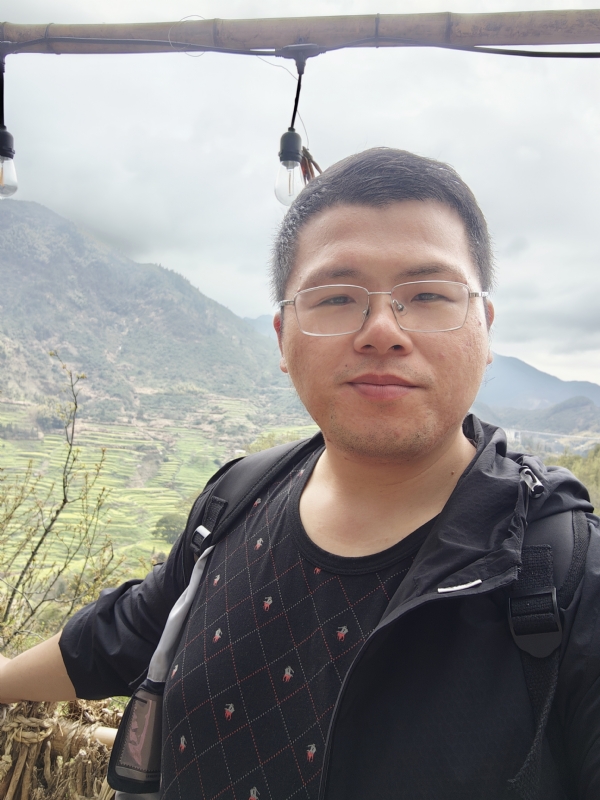青山的第三张照片--许昌相亲服务中心
