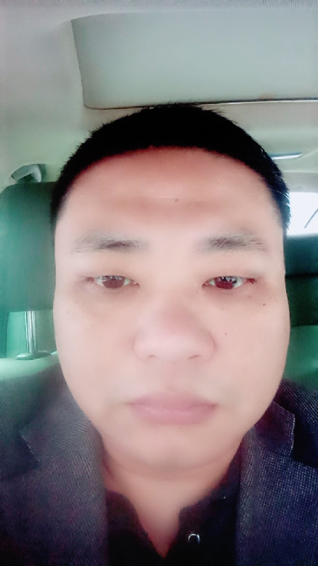 向日葵的第一张照片--许昌相亲服务中心