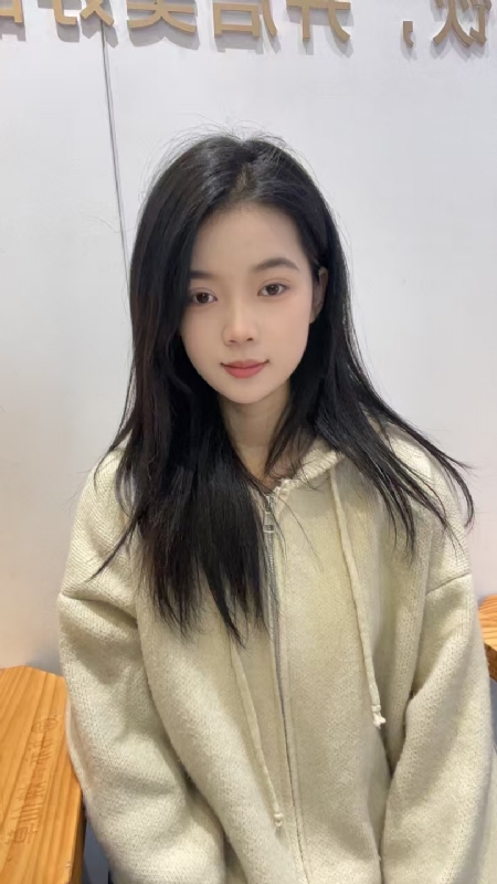 草莓奶昔的第一张照片--许昌相亲服务中心