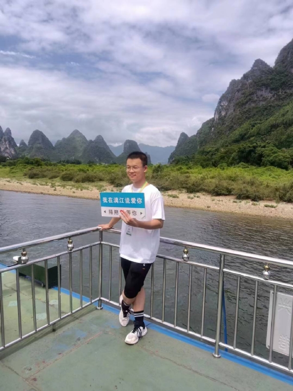 决胜时刻的第一张照片--许昌相亲服务中心