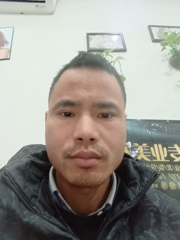 liuliyong的第一张照片--许昌相亲服务中心