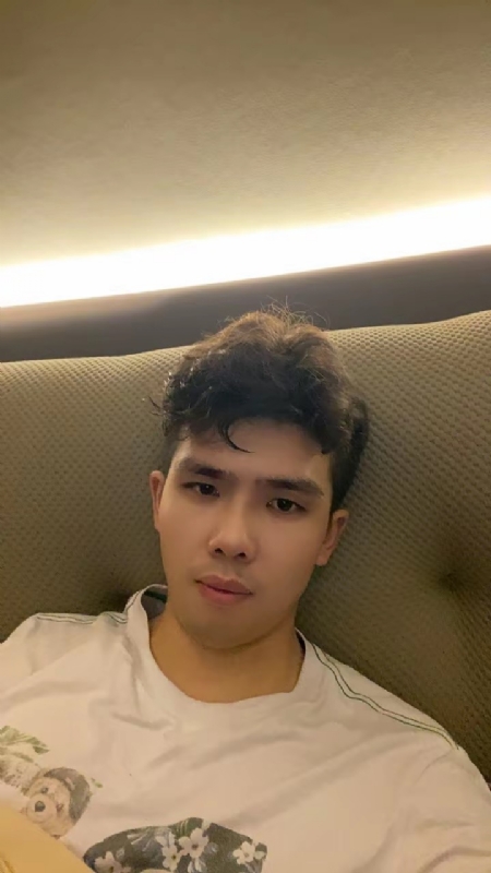 阿龙设计师的第一张照片--许昌相亲服务中心