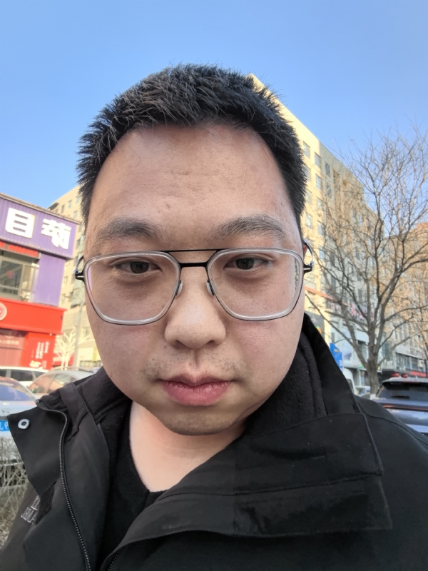 宋哲的第一张照片--许昌相亲服务中心
