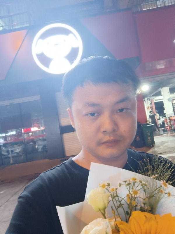 小陈的第一张照片--许昌相亲服务中心
