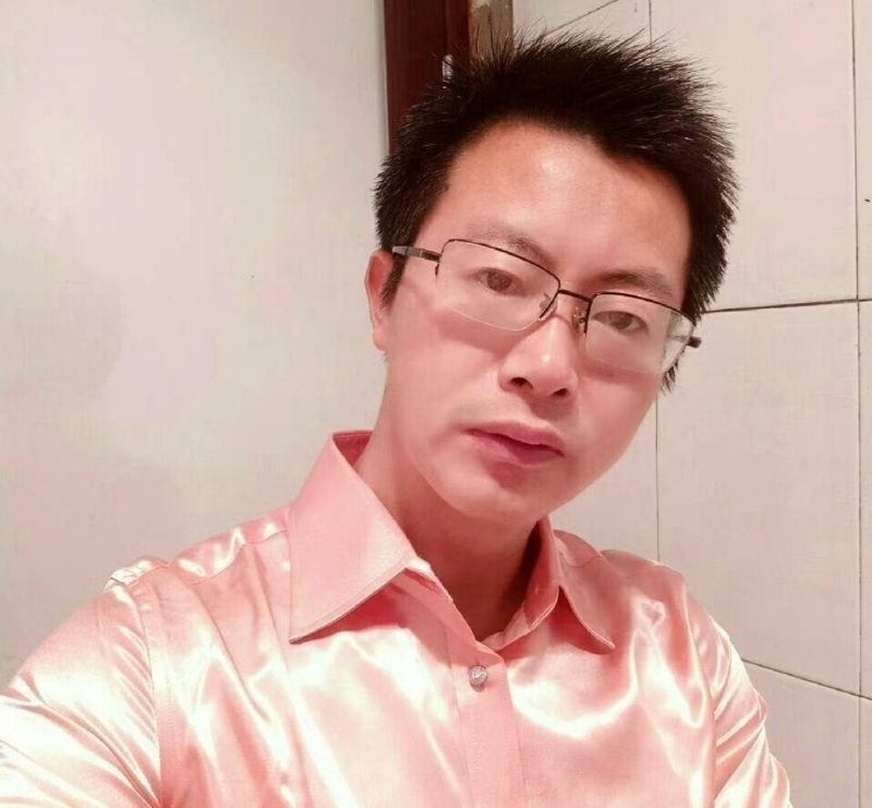 亮亮的第一张照片--许昌相亲服务中心
