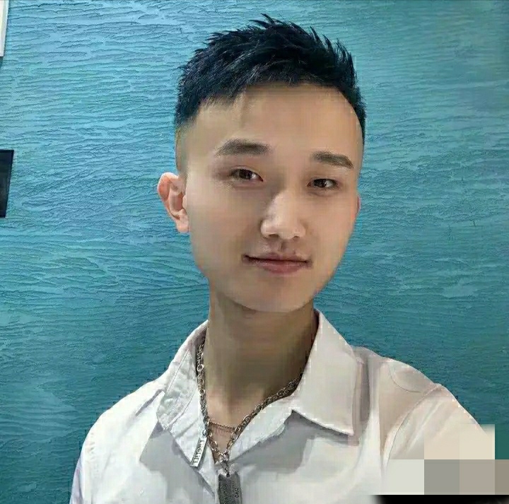 小哥哥的第一张照片--许昌相亲服务中心