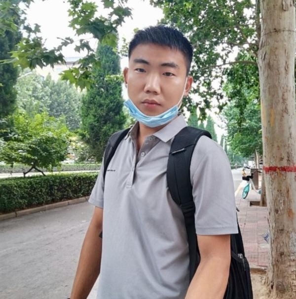 90年男征婚的第一张照片--许昌相亲服务中心