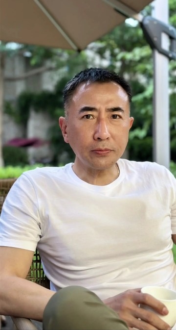 厚德载福的第一张照片--许昌相亲服务中心