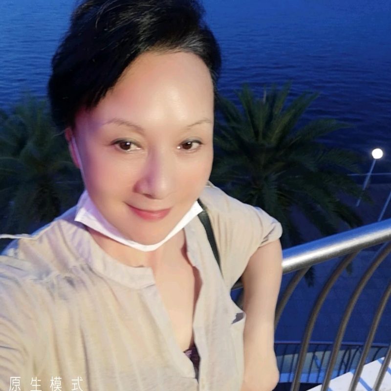hong的第一张照片--许昌相亲服务中心