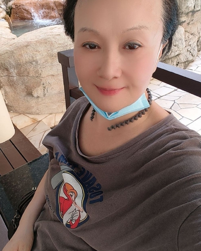hong的第二张照片--许昌相亲服务中心