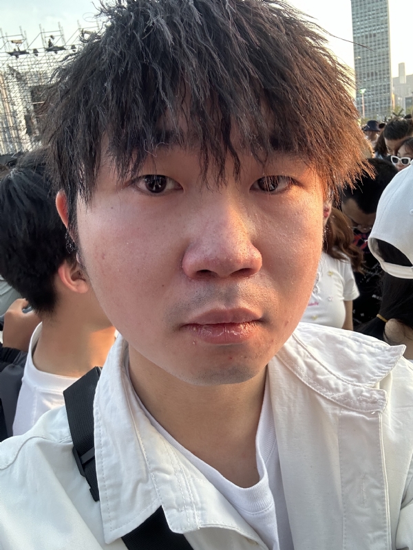 会修电脑的小杨的第一张照片--许昌相亲服务中心