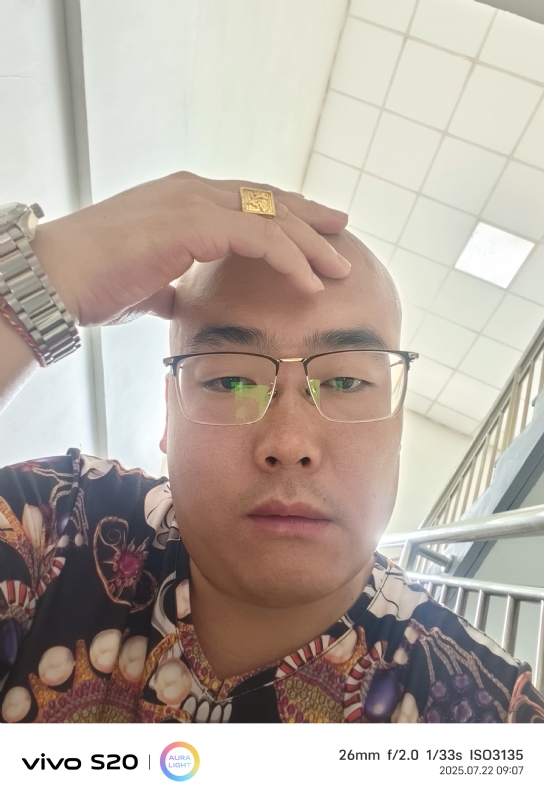 一生诺言的第五张照片--许昌相亲服务中心