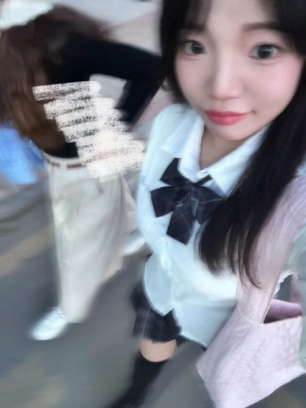台灣小姐伊洛的第一张照片--许昌相亲服务中心