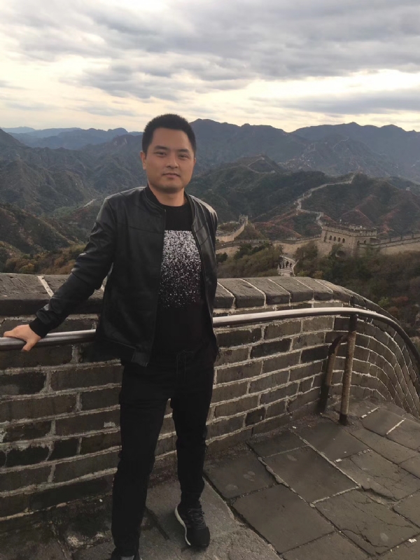 海阔天空的第一张照片--许昌相亲服务中心
