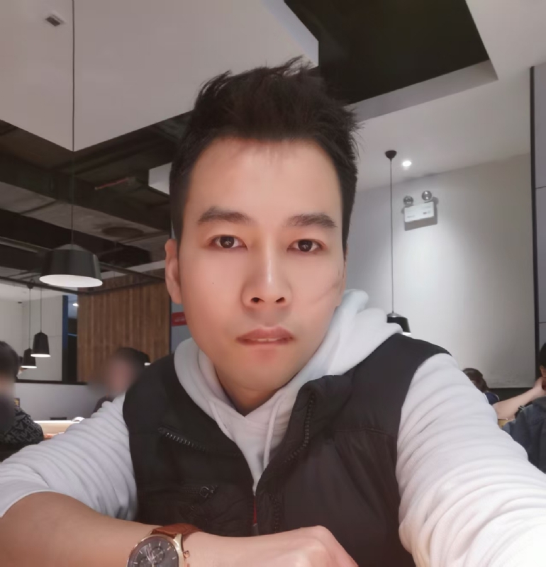 思明的第一张照片--许昌相亲服务中心