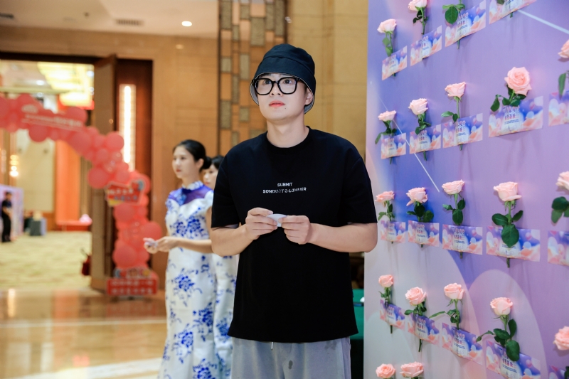 被驯服的象的第一张照片--许昌相亲服务中心