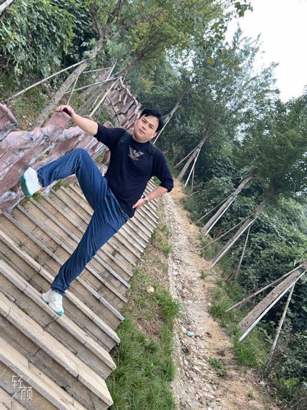 择一人白头偕老的第二张照片--许昌相亲服务中心