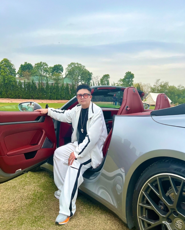 晚风过境的第三张照片--许昌相亲服务中心