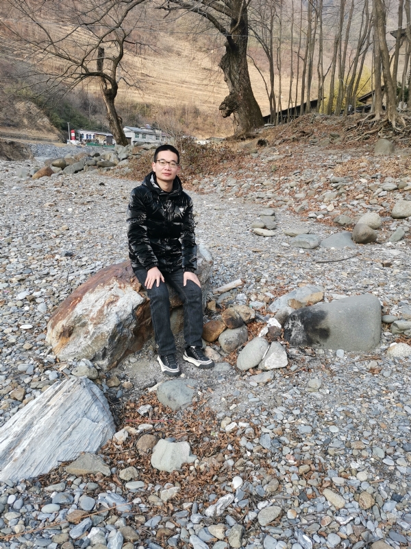 众里寻她的第一张照片--许昌相亲服务中心