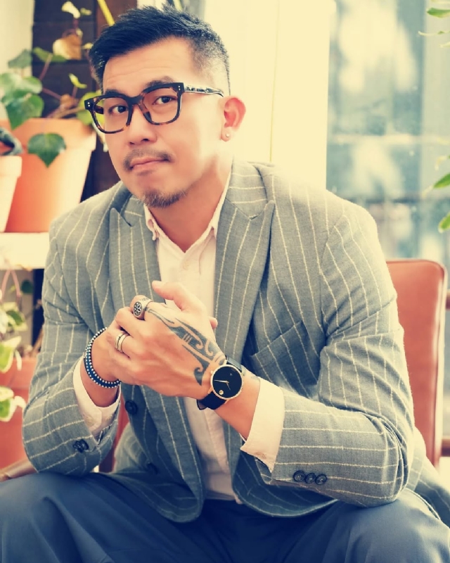 晚风渡半舟的第一张照片--许昌相亲服务中心