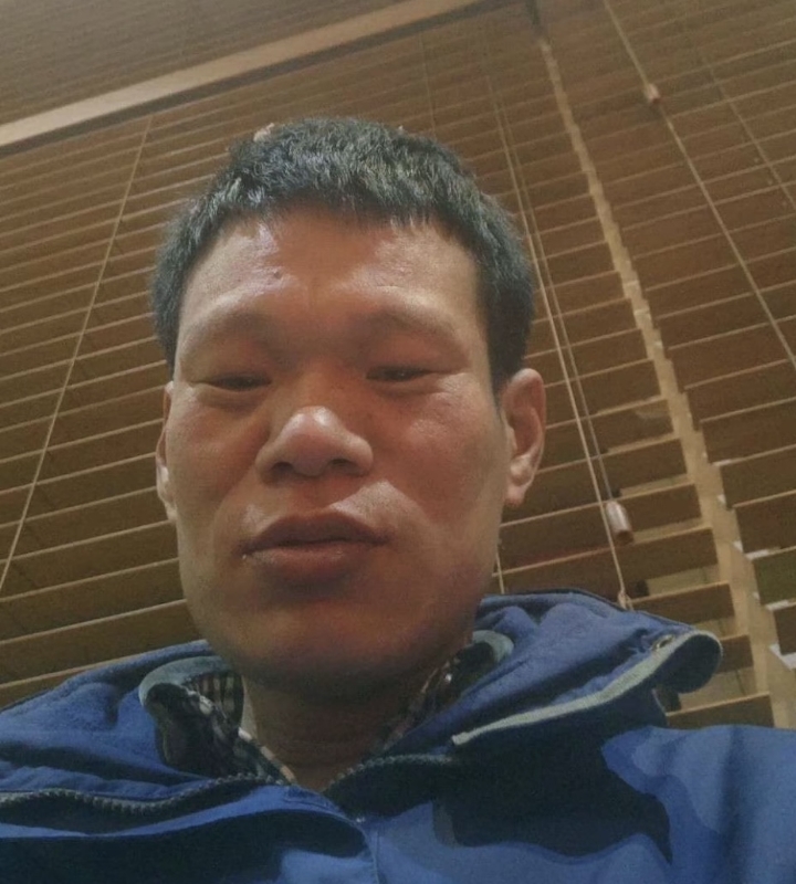 爱你在心口难开的第一张照片--许昌相亲服务中心