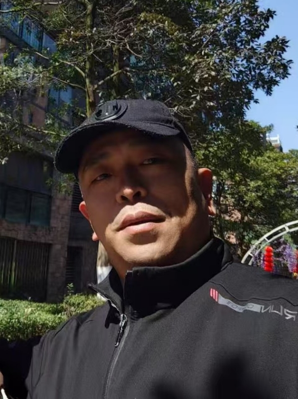 蓝色海洋的第一张照片--许昌相亲服务中心