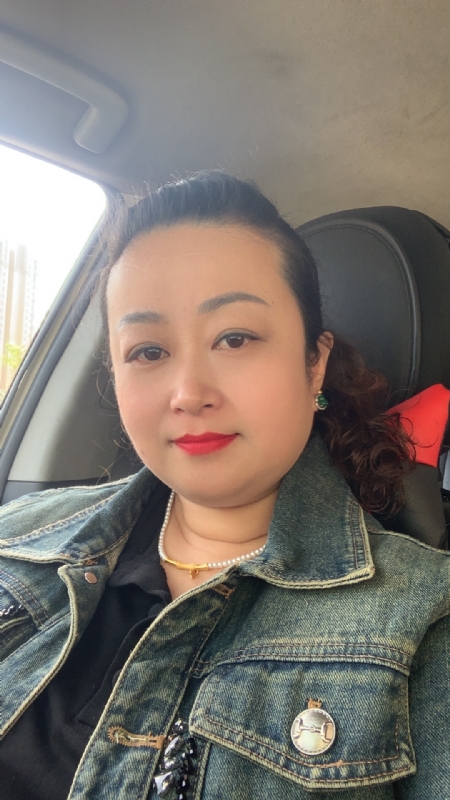 云中的蝶的第一张照片--许昌相亲服务中心